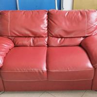 Sofà in pelle nuovo
