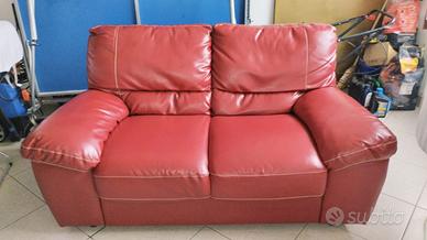 Sofà in pelle nuovo