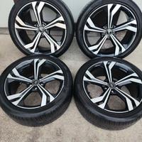 GOMME E CERCHI ORIGINALI AUDI SPORT Q3 