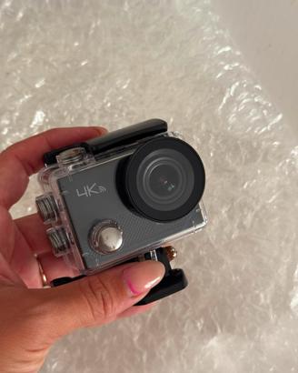 Action cam apeman A77 4K + kit  completo accessori
