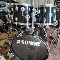 batteria acustica Sonor 