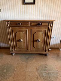 Credenza/Madia in legno massello 2 ante e 2 casset