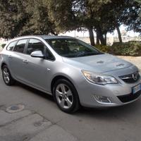 Opel Astra 1.7 CDTI 110CV Sports Tourer Cosmo