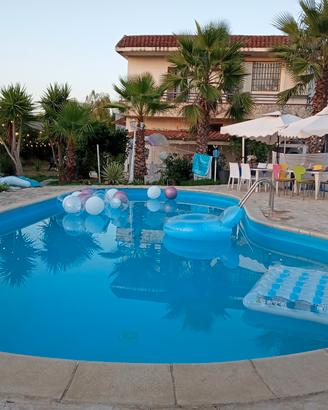 Villa piscina vacanze party uso esclusivo