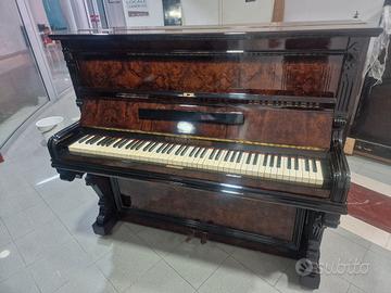 pianoforte antico in radica di noce