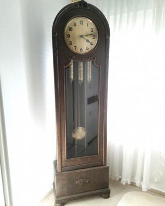 Orologio a colonna 