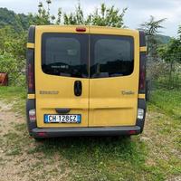 RENAULT Trafic T27 2.5 dCi/140 PC-TN Combi Conf.