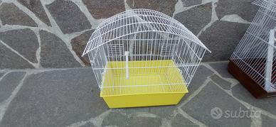 Gabbia per uccelli plastica ferro. Due unita