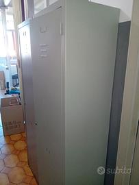 armadietto in metallo