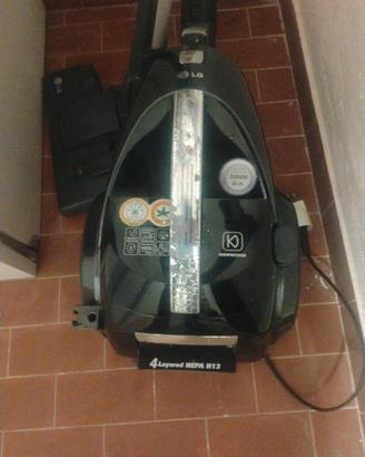 ASPIRAPOLVERE LG 8913D SENZA SACCHETTO