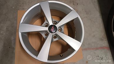 4 cerchi in  lega 16" per ford focus/cmax  2010