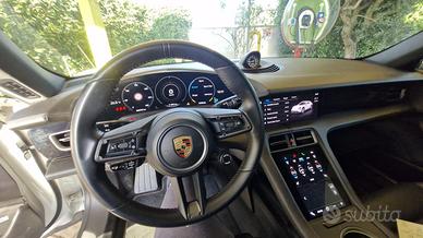 Taycan 4 cross turismo