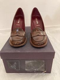 Scarpa donna tabacco prada