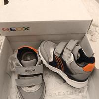 Scarpe Geox bambino nuove taglia 20