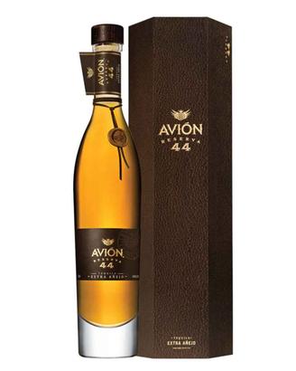 Tequila Avion Reserva 44 in astuccio