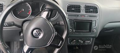 Volkswagen polo TDI 1.4 75 cv PER NEOPATENTATI