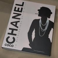 Coco Chanel – La Rivoluzione dello Stile 