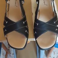 Sandali donna nuovi n. 38