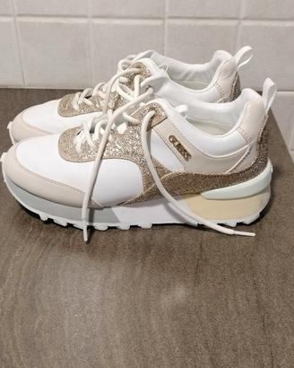 scarpe Guess