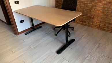 Scrivania BEKANT Ikea 160x80 Nuova