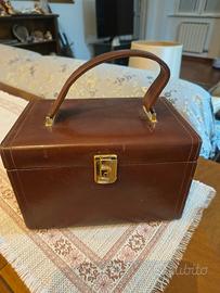 beautycase pelle marrone anni 60