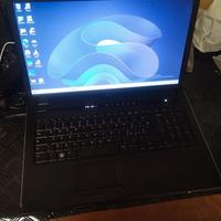 Pc Intel I3 - 17 pollici - 6gb ram - ssd 120 - W11