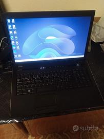 Pc Intel I3 - 17 pollici - 6gb ram - ssd 120 - W11