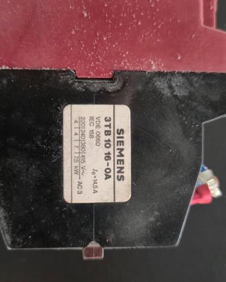 Contattori Siemens 3TB10 16-0A  14,5A Usati