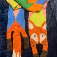 Sciarpa fatta a mano in lana mohair con volpe.