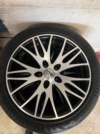 Cerchi in lega R17 golf 5 fori