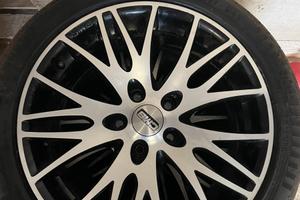 Cerchi in lega R17 golf 5 fori