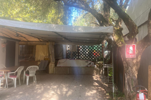 Roulotte con preingresso e copertura