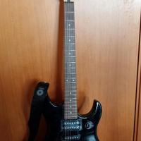 chitarra elettrica Yamaha ERG 121C e amplificatore