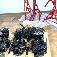 Honda XL 250/500 R pezzi in blocco x 3 moto