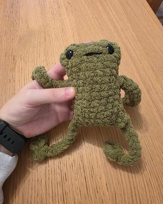 Peluche rana buffa fatto a mano