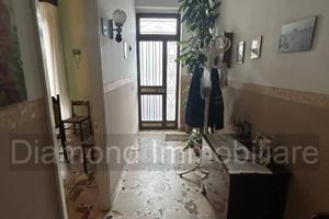 Casa singola con cortile a Fiumefreddo di Sicilia