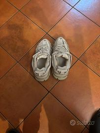 Balenciaga track bianche