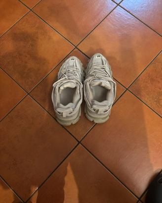 Balenciaga track bianche
