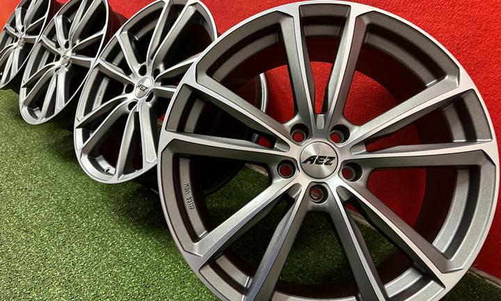 Cerchi Volvo Jaguar Range Ford Land Rover8Jx19ET45