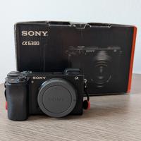Sony a6300 con accessori