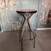 Sgabello in metallo modernariato