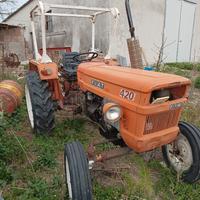 Trattore fiat 420