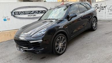 PORSCHE CAYENNE 3.0 DIESEL 2016 PLATINUM EDITION
