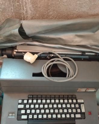 Macchina da scrivere professionale Olivetti 
