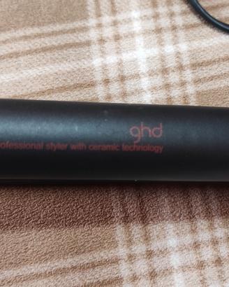 piastra GHD nera 