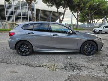 BMW 118d 2022