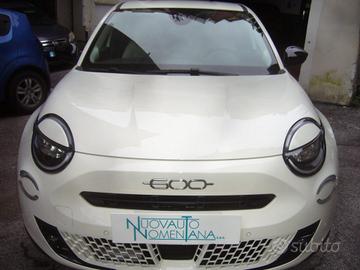 FIAT 600 Hybrid 110CV DCT6 MHEV La Prima NAVI e