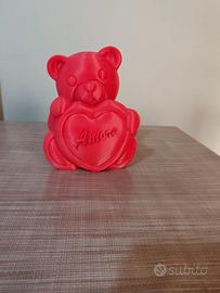 Model orsetto con cuore