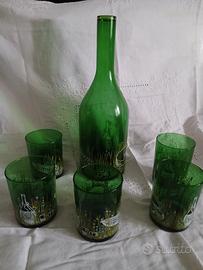 bottiglia per vino e 5 bicchieri vintage 