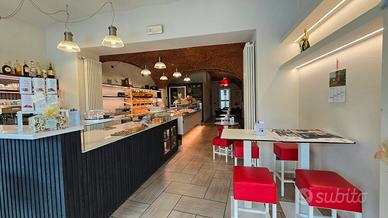Arredamento completo bar/panetteria